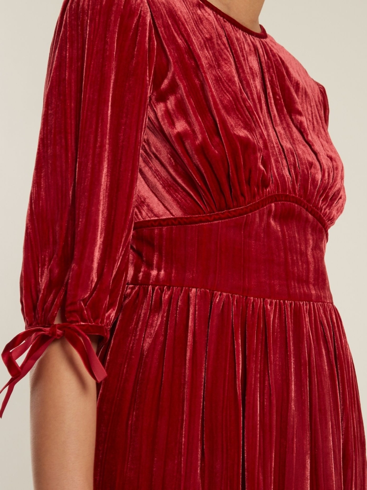 Платья из панбархата Валентино