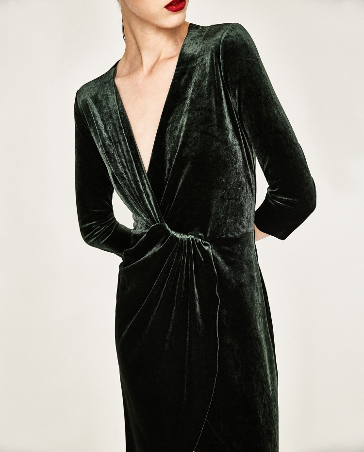 Велюровое платье