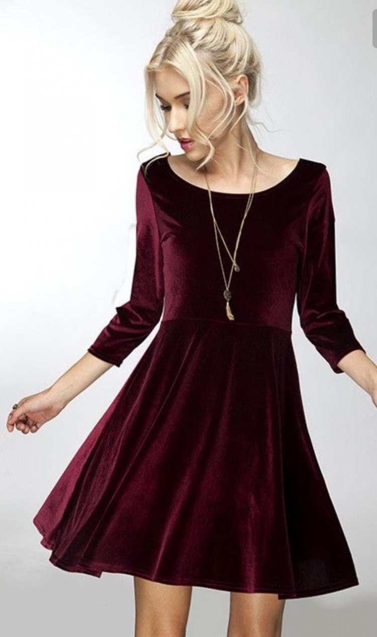 Бархатное платье