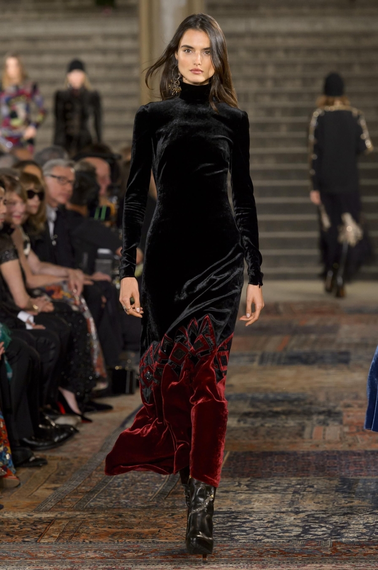 Бархатное платье David Lawrence