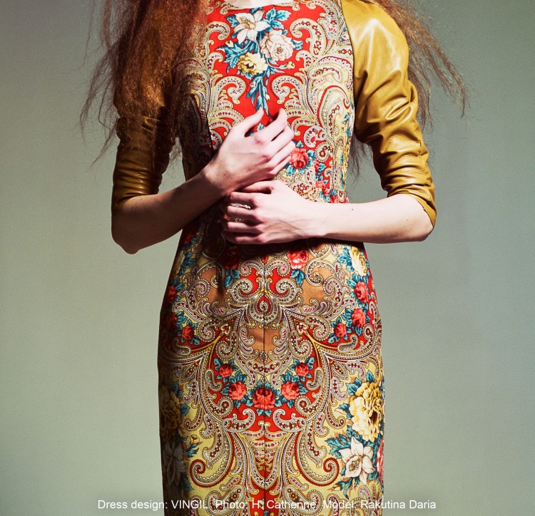 Сарафан в русском стиле