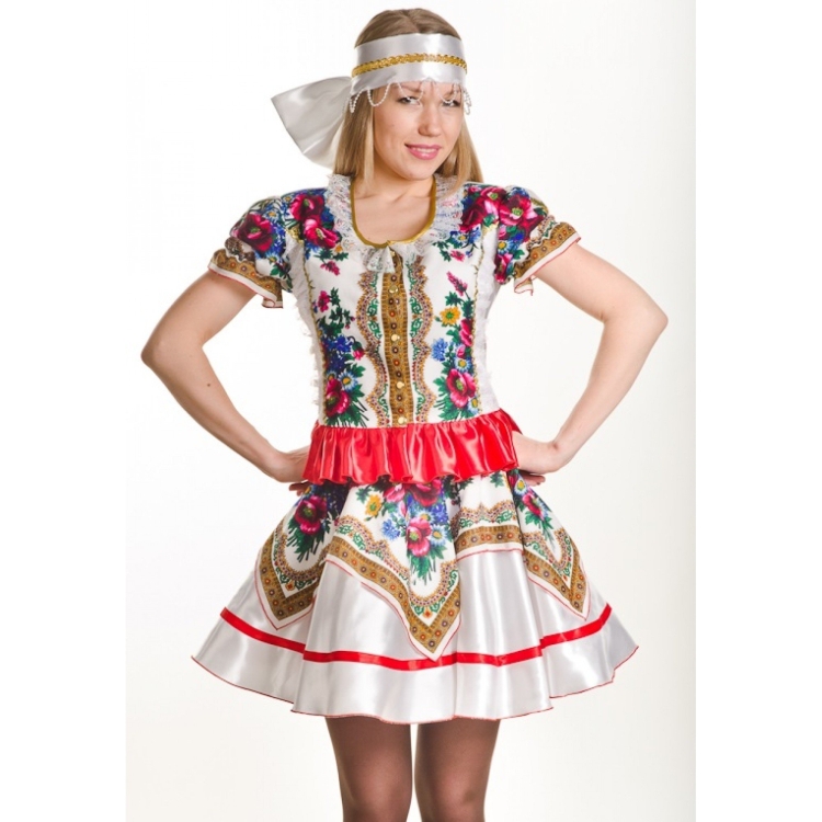 Вечернее платье в русском стиле