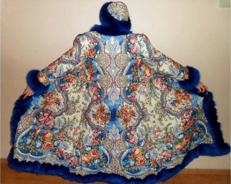 Платье из платков