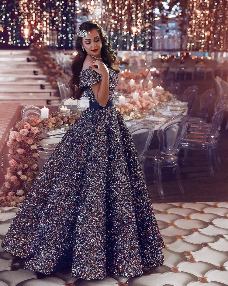 Шикарные вечерние платья