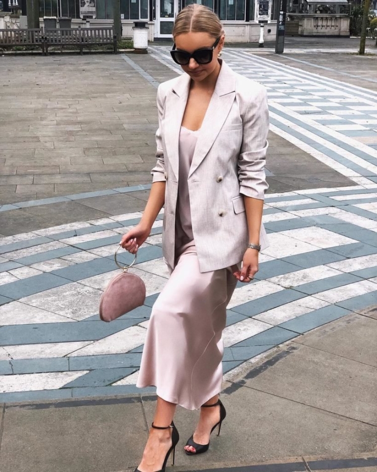 Платье пиджак