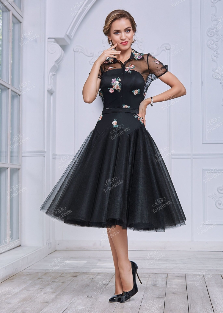 Платье с пышной юбкой