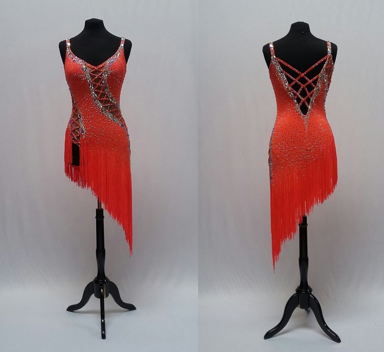 Платья для бальных танцев латина