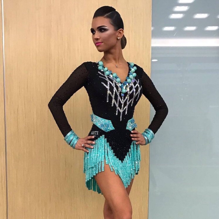 Платья латина ю2 2022 тренд