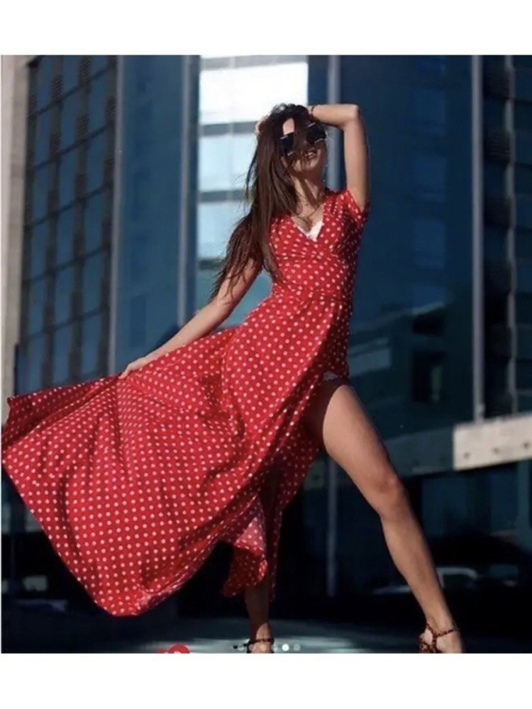 Платье с запахом в горошек