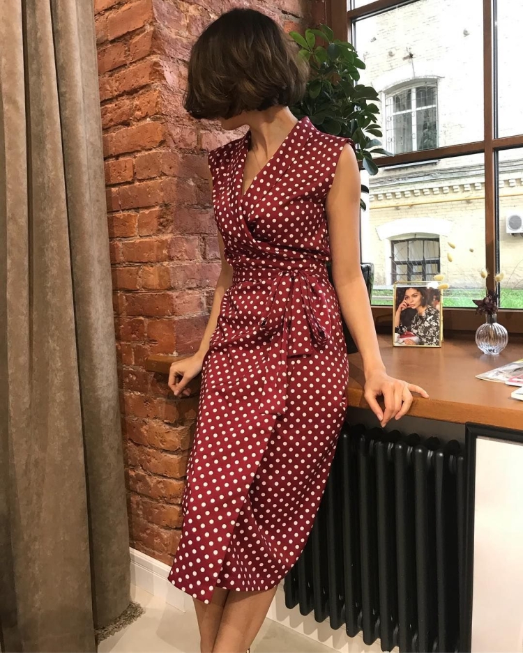 Платье твое черное в горошек