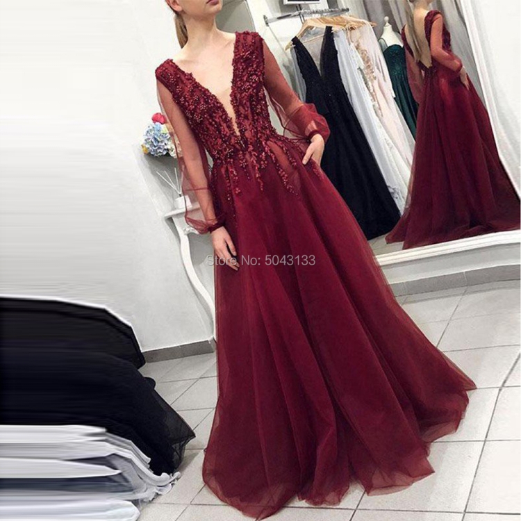 Бордовое вечернее платье