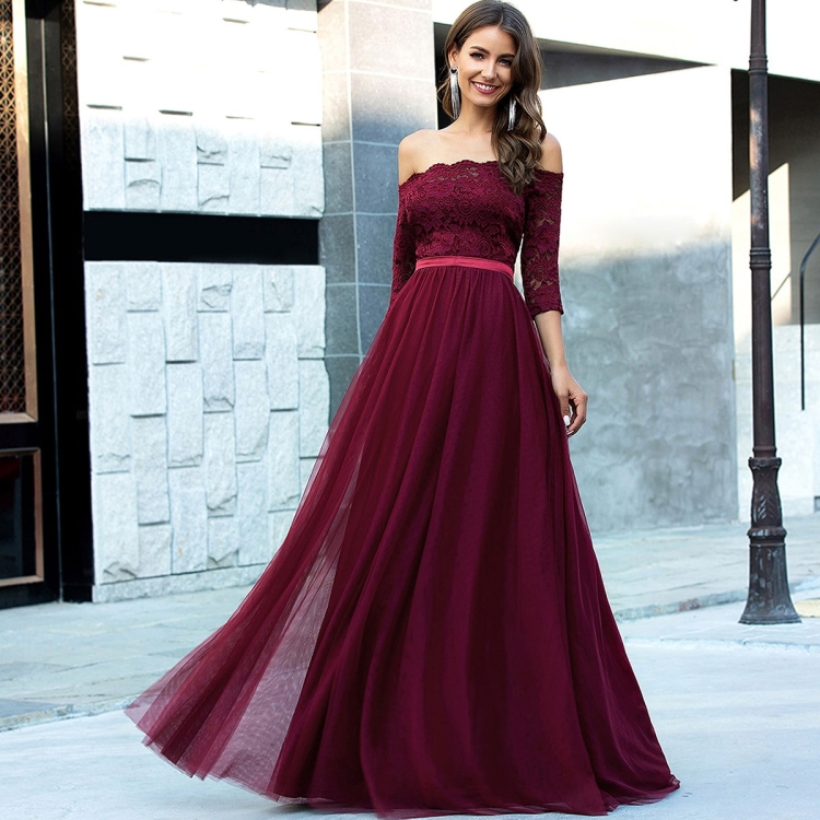 Бордовое вечернее платье