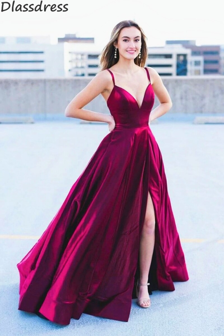 Платье без бретелей бордовое