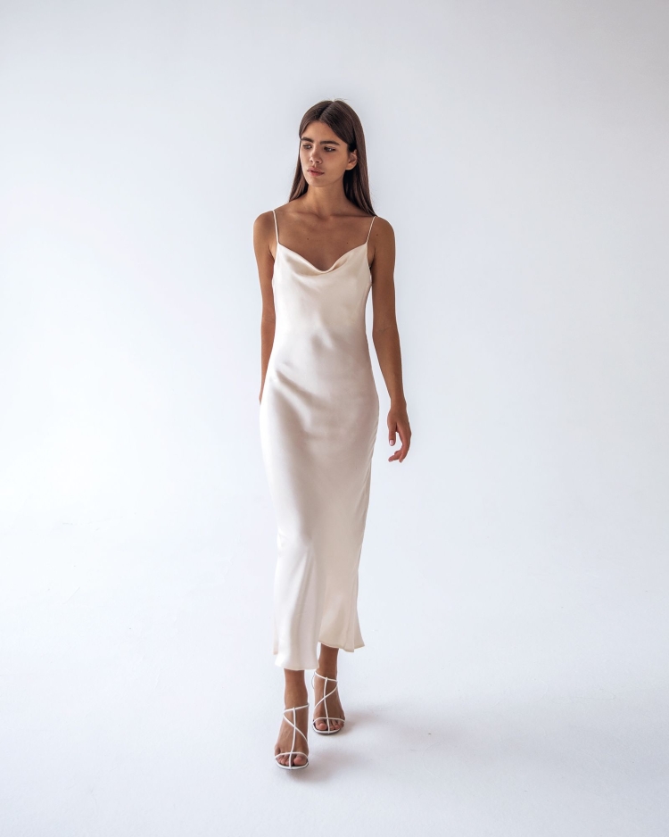 Свадебное платье миди