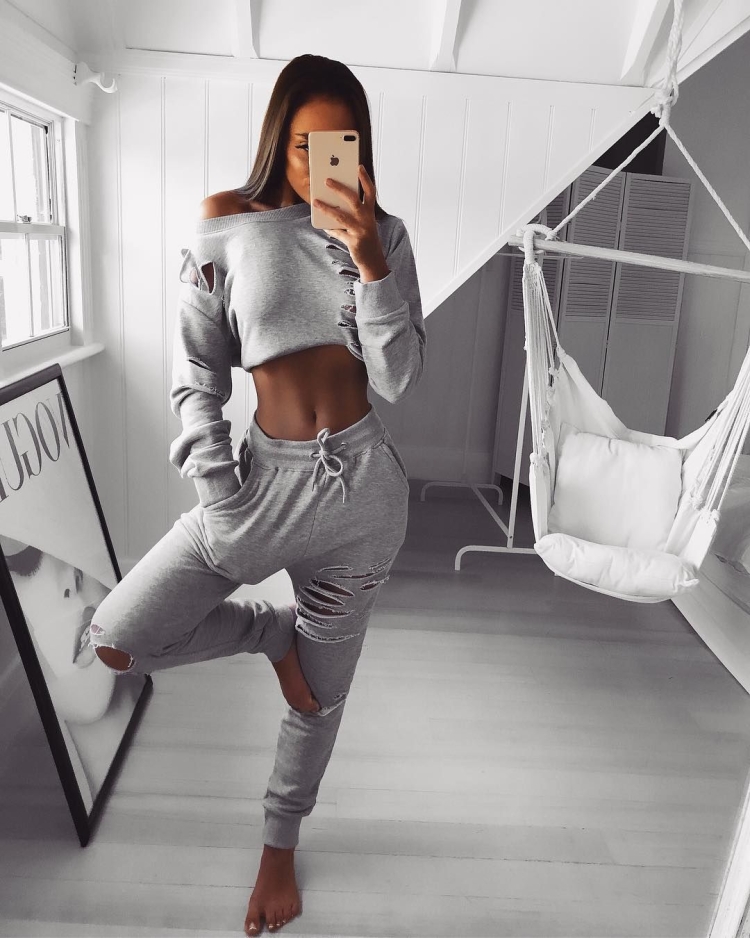 Спортивный костюм с топом