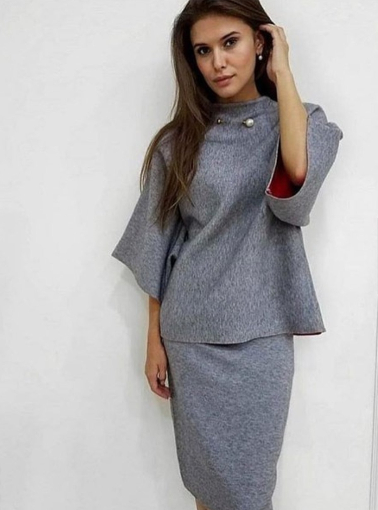 Костюм с юбкой из трикотажа