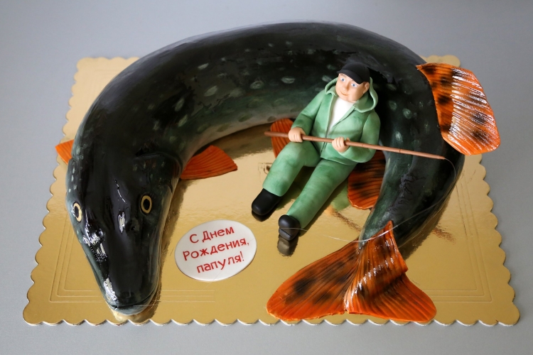 Торт в виде щуки