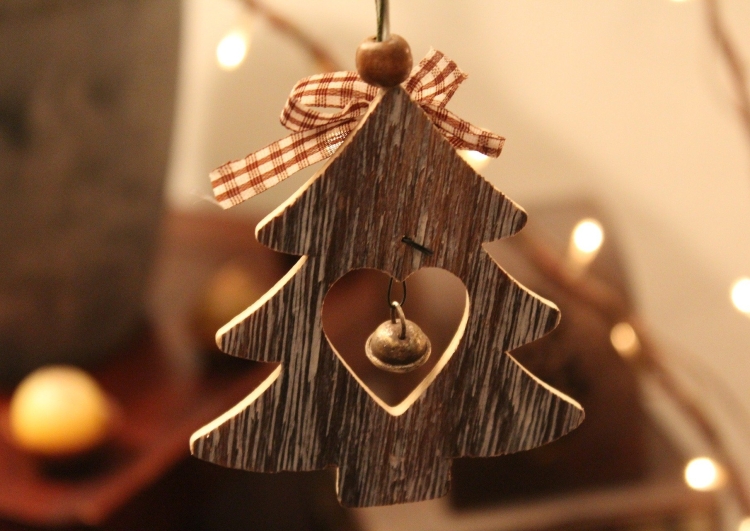 Деревянные игрушки на елку