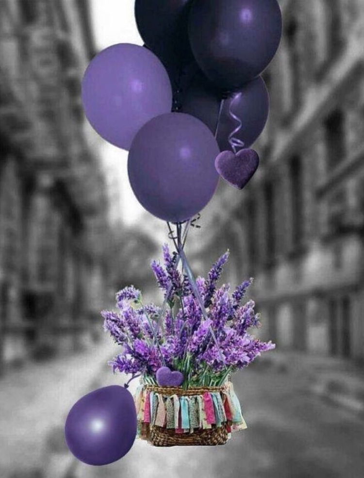 С днем рождения фиолетовые цветы