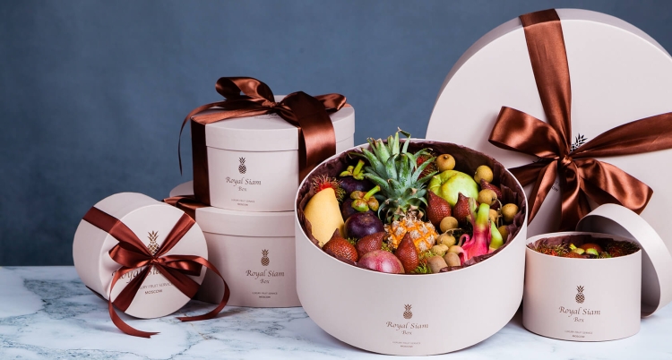 Коробка круглая с фруктами