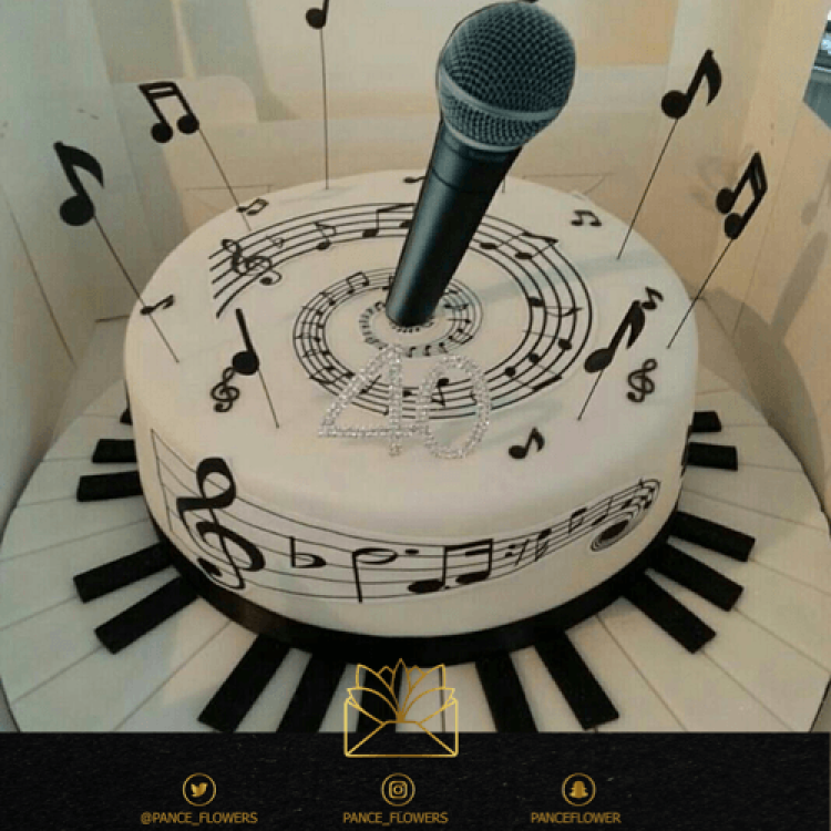 Торт в музыкальном стиле