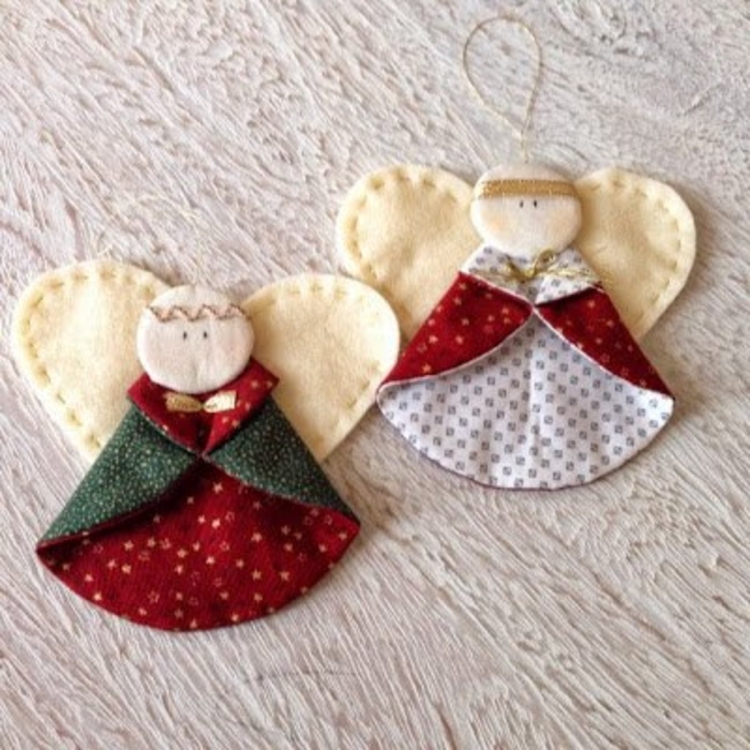 Новогодние игрушки из тряпочек