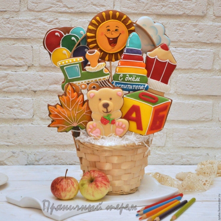 Пряники на день воспитателя