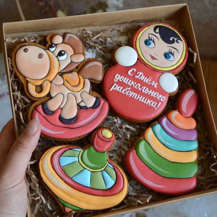 Пряники для воспитателей в детский