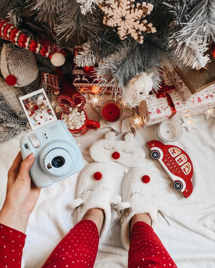 Новогодний фон для сторис в инстаграме