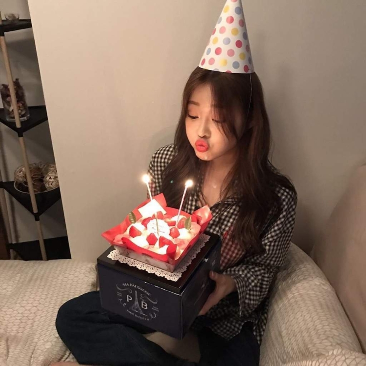 С днем рождения корейцы