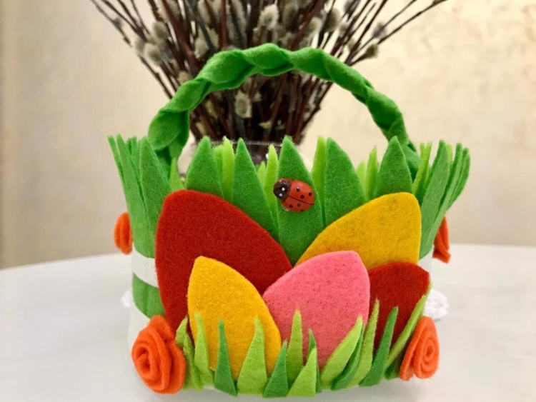Пасхальная корзинка из фетра
