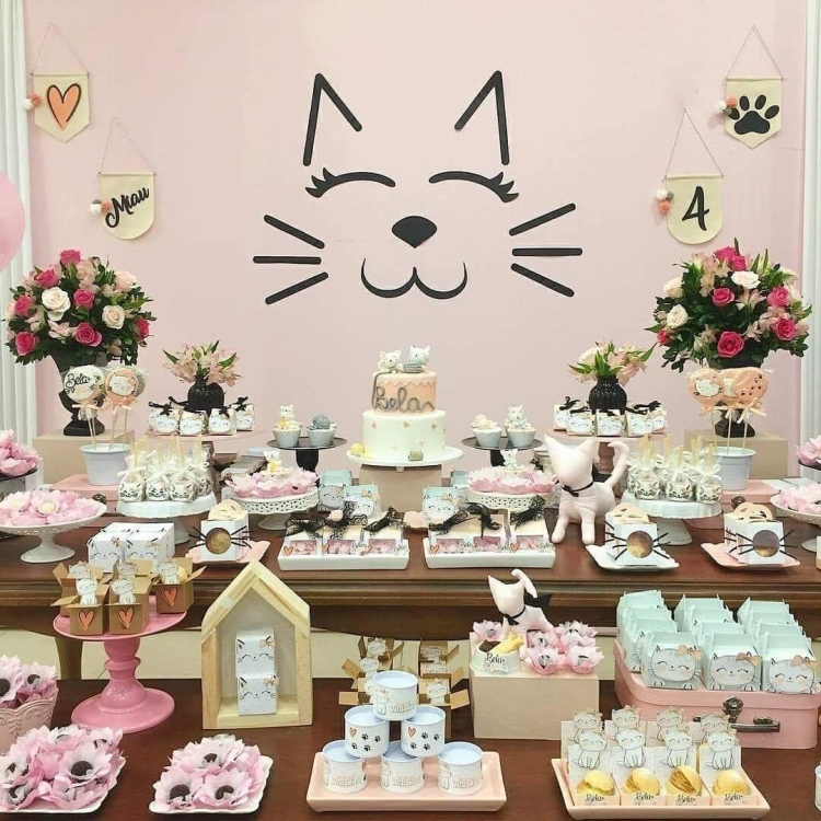 Вечеринка в стиле кошек