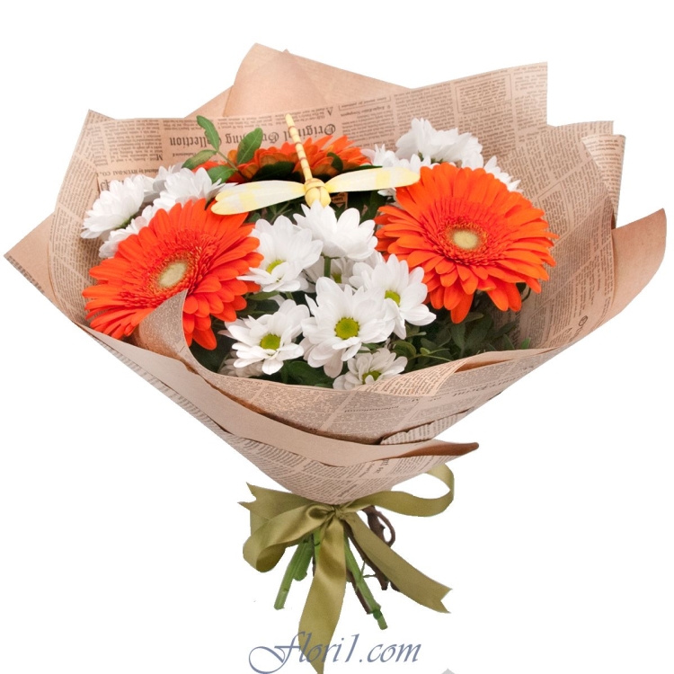 Букет розы герберы хризантемы
