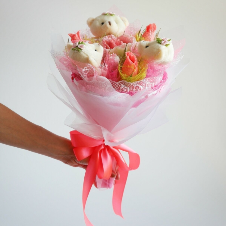 Оригинальный букет для девочки