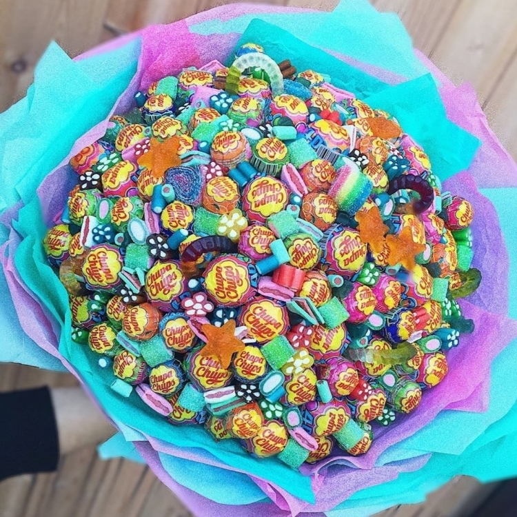 Букет из Чупа чупсов