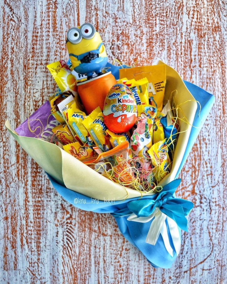 Детские сладкие букеты для мальчика