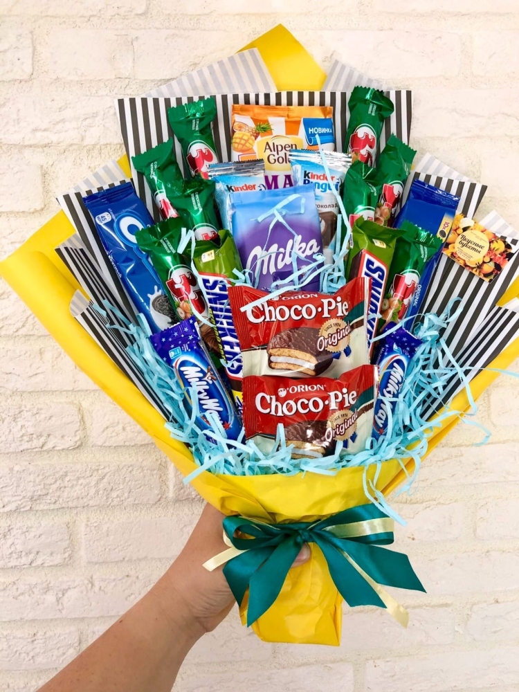 Сладкий букет для подростка мальчика