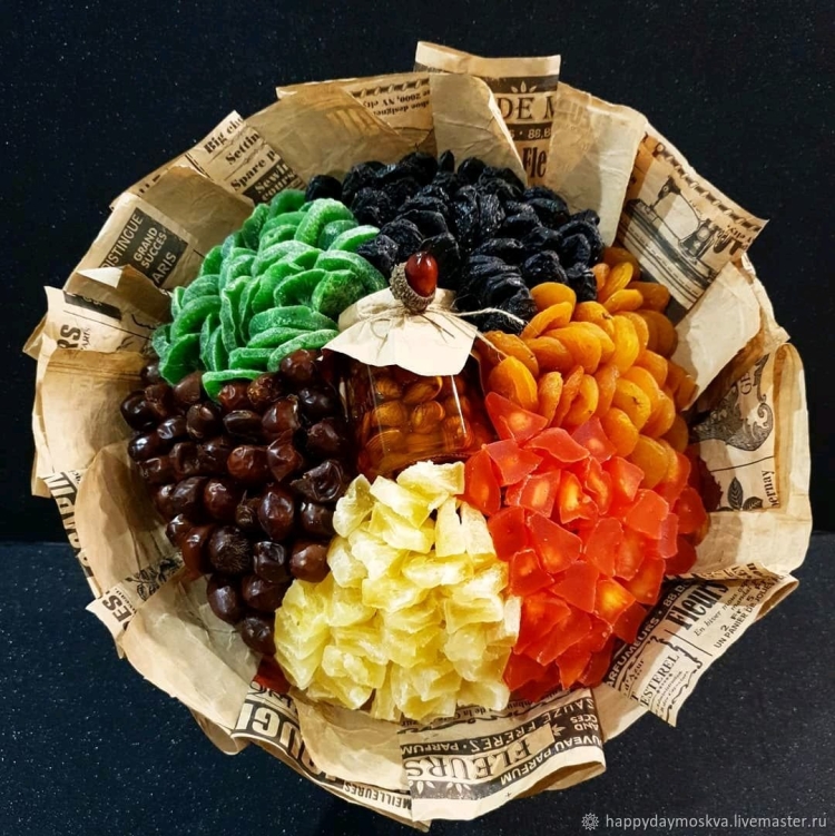 Букет из сухофруктов с медом