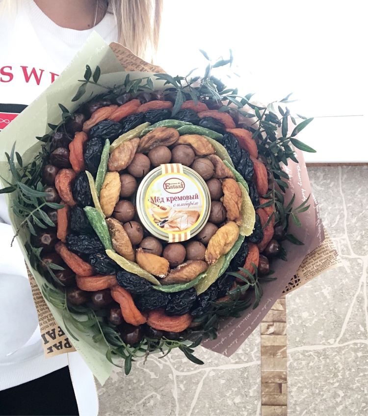 Букеты из сухофруктов Казань Мария