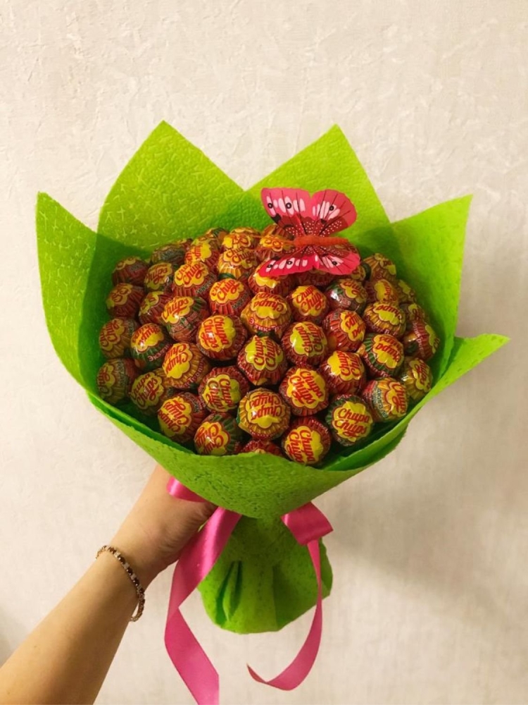 Букет из Чупа чупсов