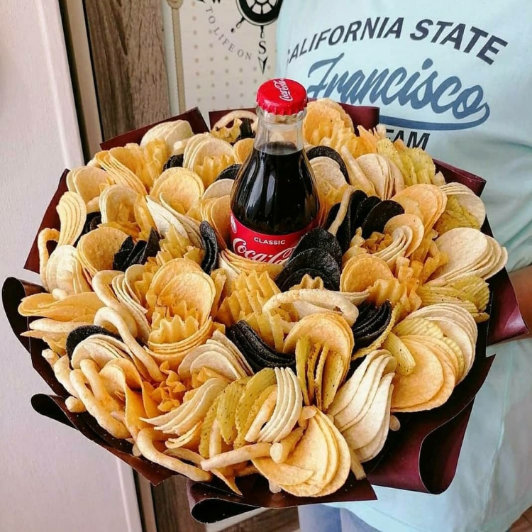 Букет из чипсов