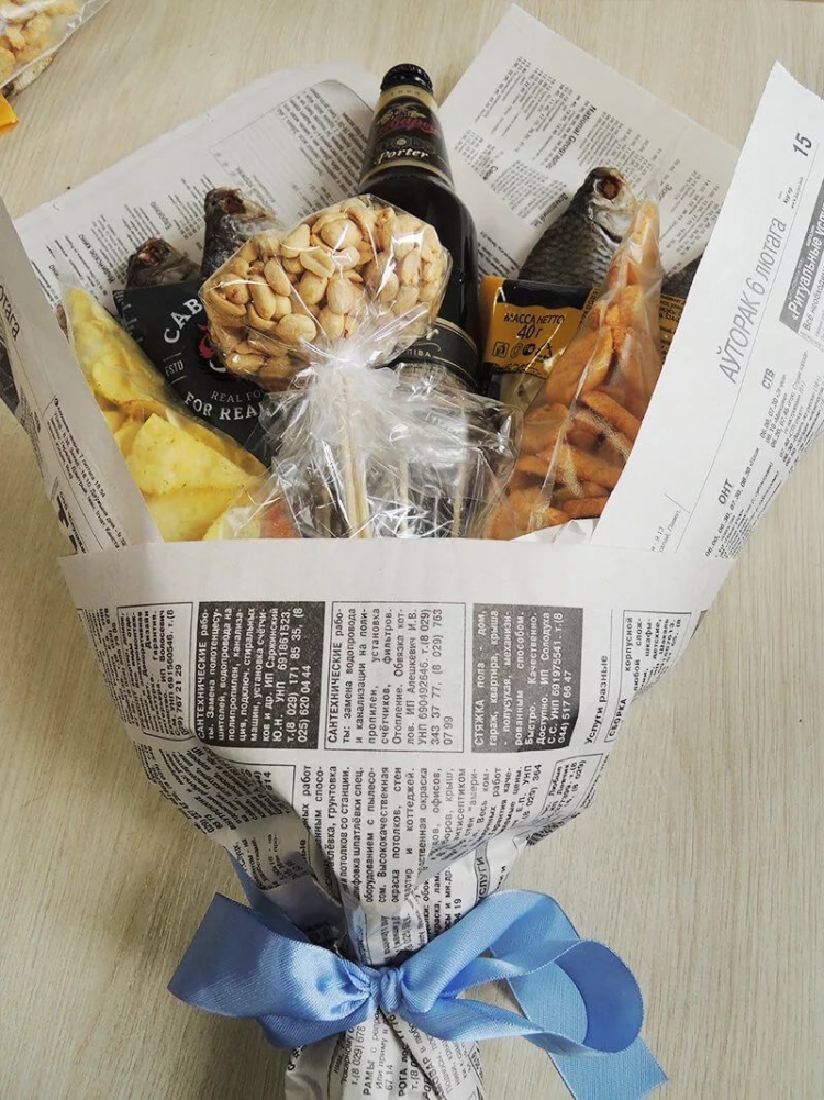 Букет из пива и закусок