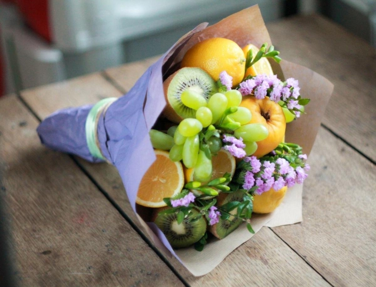 Съедобные букеты для женщин