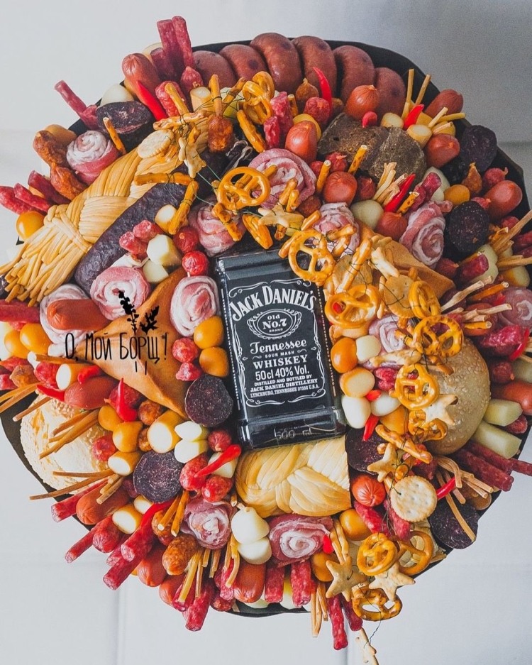 Букеты из еды на день рождения