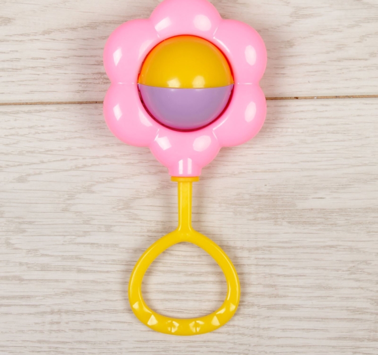 Погремушки для малышей девочек