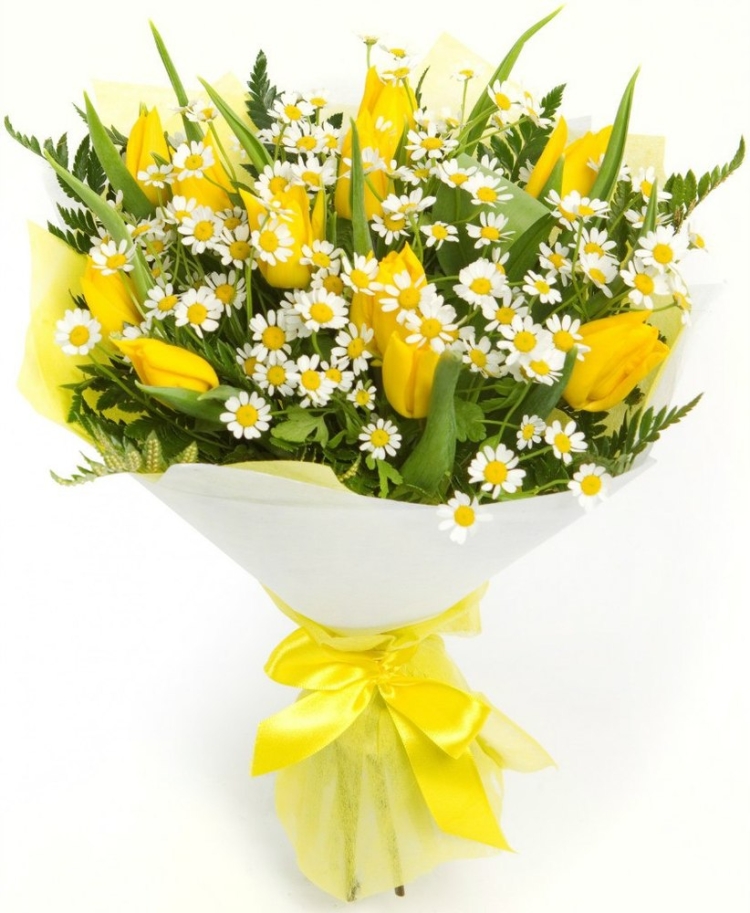 Букеты с тюльпанами и другими цветами