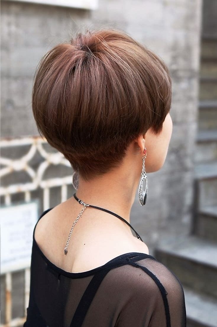 Стрижка Боб-Гарсон на короткие волосы