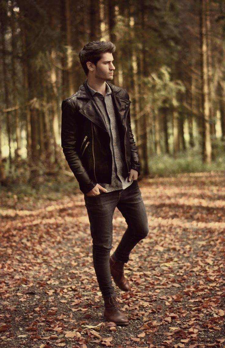 Парень осень