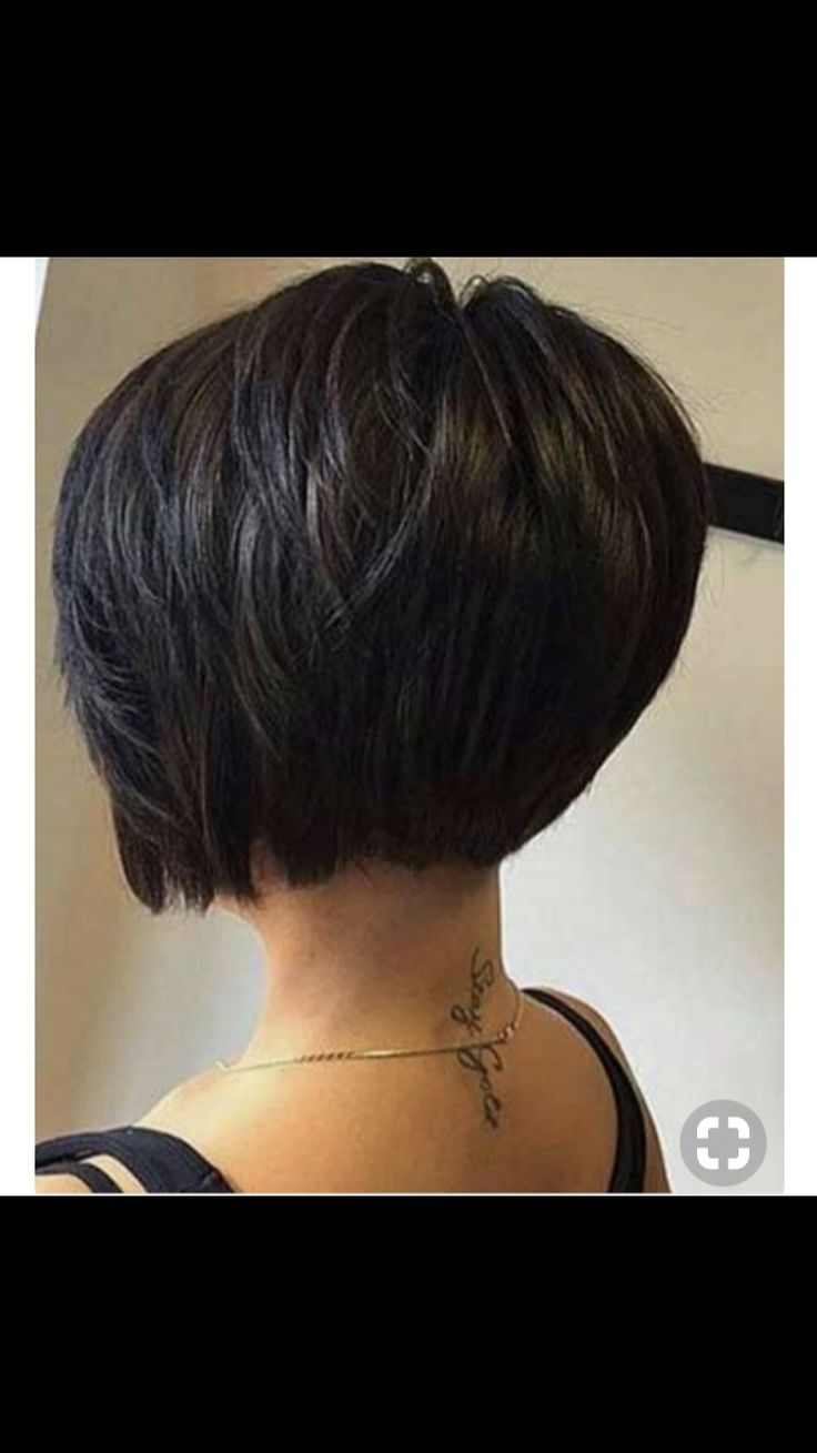 Боб каре затылок