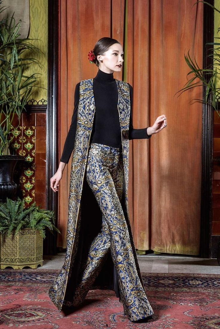 Брючные костюмы в индийском стиле
